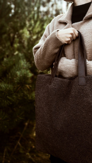 Torby boucle – stylowe dodatki dla każdej kobiety | Monkey